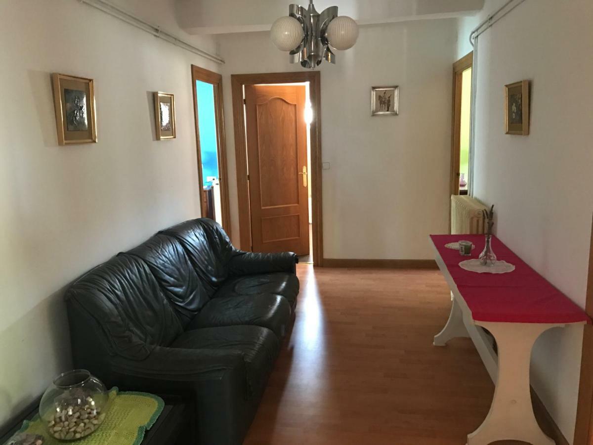 Casa De Pueblo Con Merendero Alquilable Opcionalmente Casarejos Kültér fotó