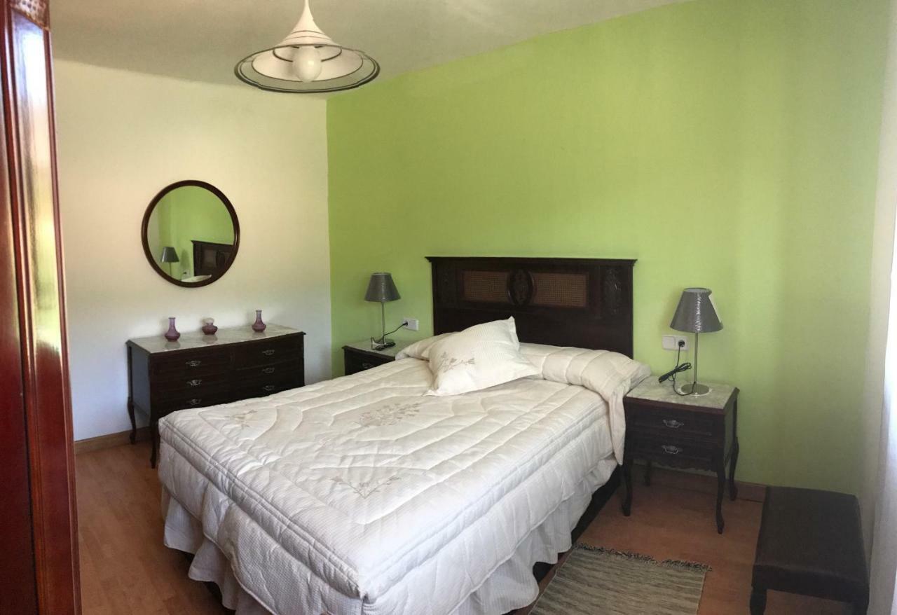 Casa De Pueblo Con Merendero Alquilable Opcionalmente Casarejos Kültér fotó